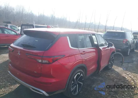 2022 Mitsubishi Outlander z USA, uszkodzony, nr VIN JA4J3UA83NZ013104